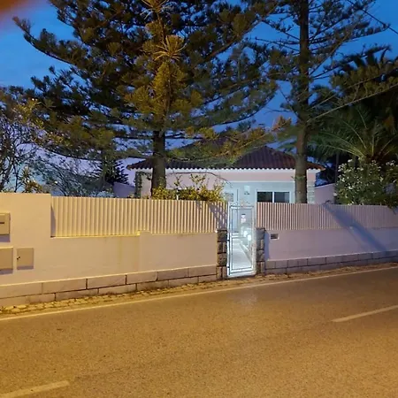 Casa Dos Malmequeres - Do Magoito -